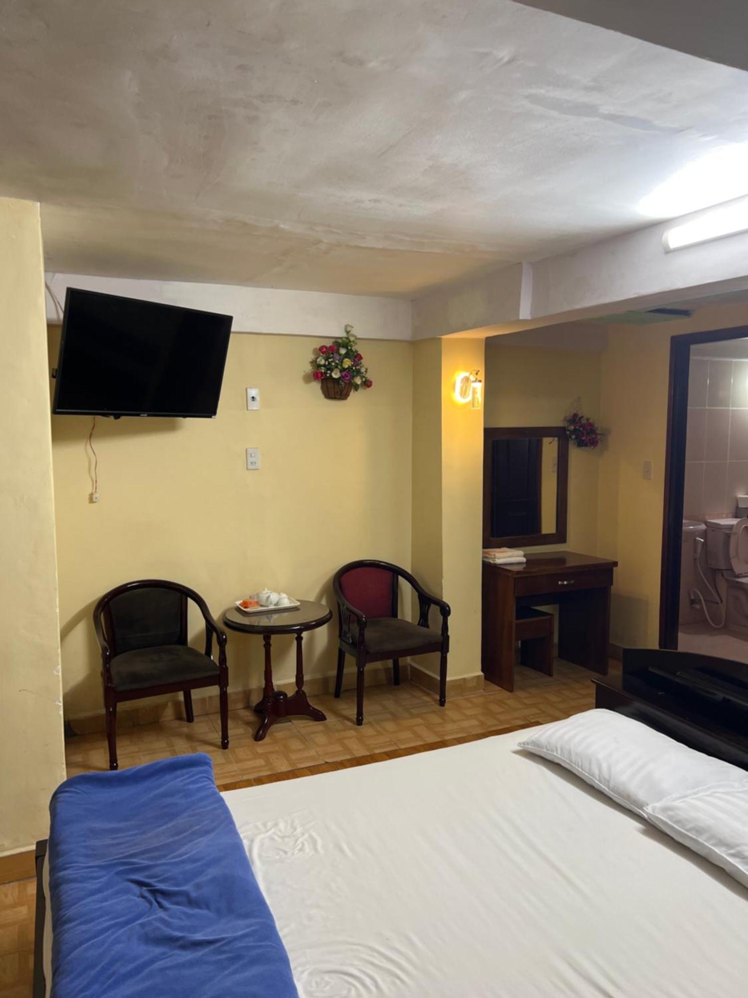Hotel Khach San Lan Dai Đà Lạt Exterior foto
