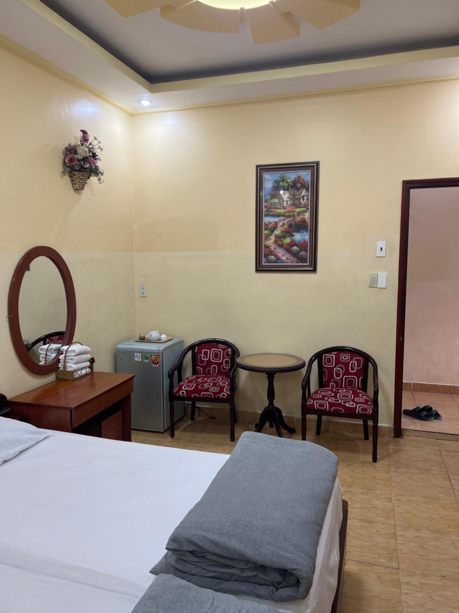 Hotel Khach San Lan Dai Đà Lạt Exterior foto