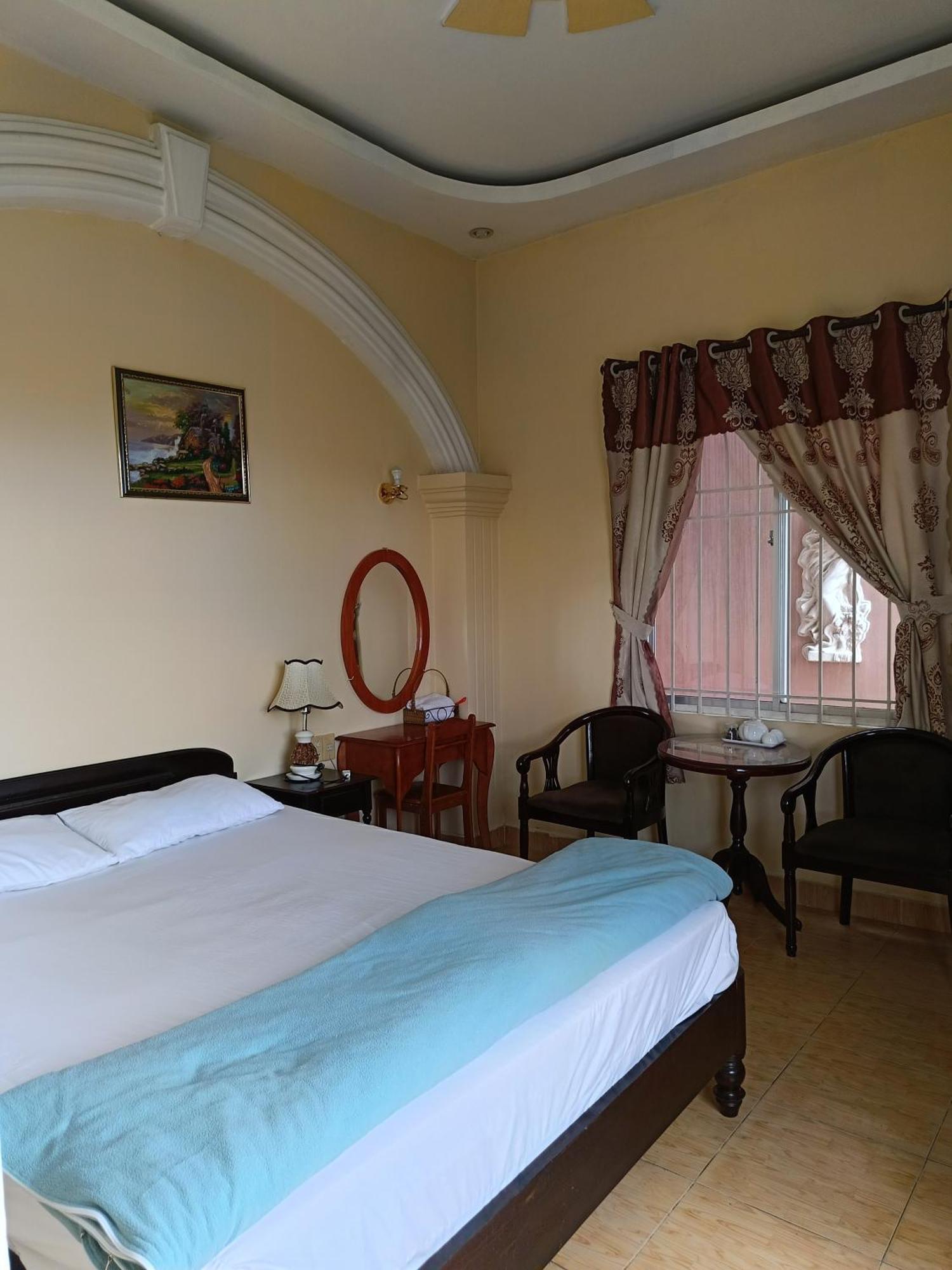 Hotel Khach San Lan Dai Đà Lạt Exterior foto